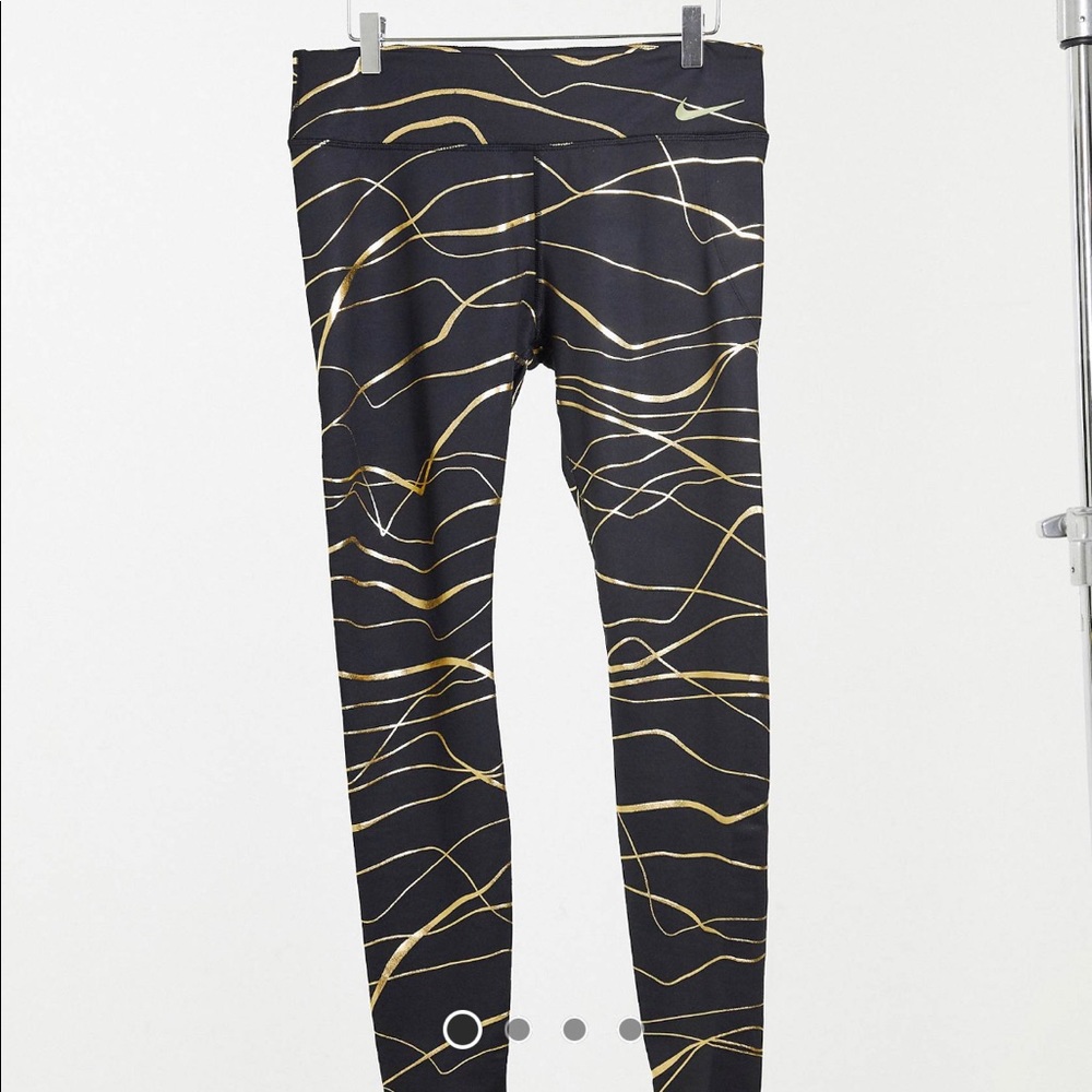 NIKE RUNNING Ladies Icon Clash Fast Tight Leggings - Black & Gold - US L - $70